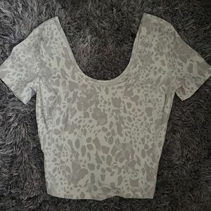 White Cheetah Camo Lululemon Align T-Shirt Size 2